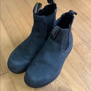 Blundstones